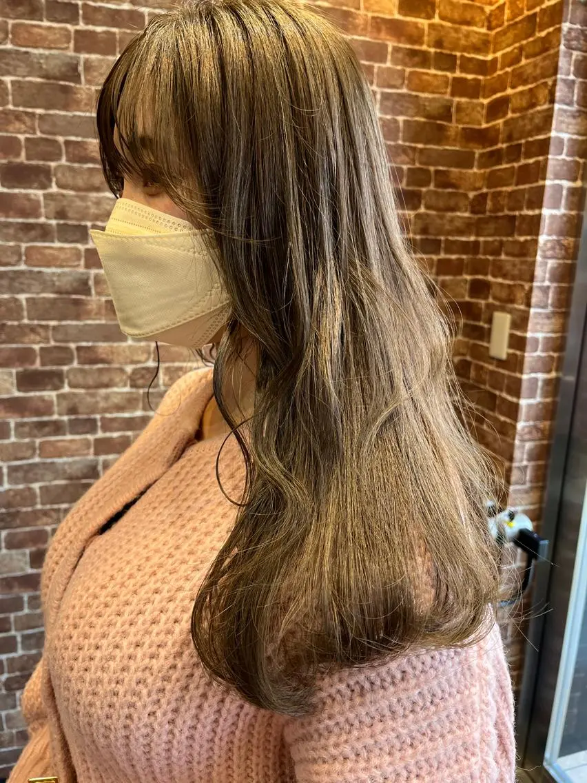 ロング カラー パーマ ヘアアレンジ メンズ キッズ ネイル マツエク・マツパ アイブロウ メンズブリーチ メンズハイライト メンズインナーカラー メンズ韓国風 ブリーチ 久木原 ゆりのヘアスタイル
