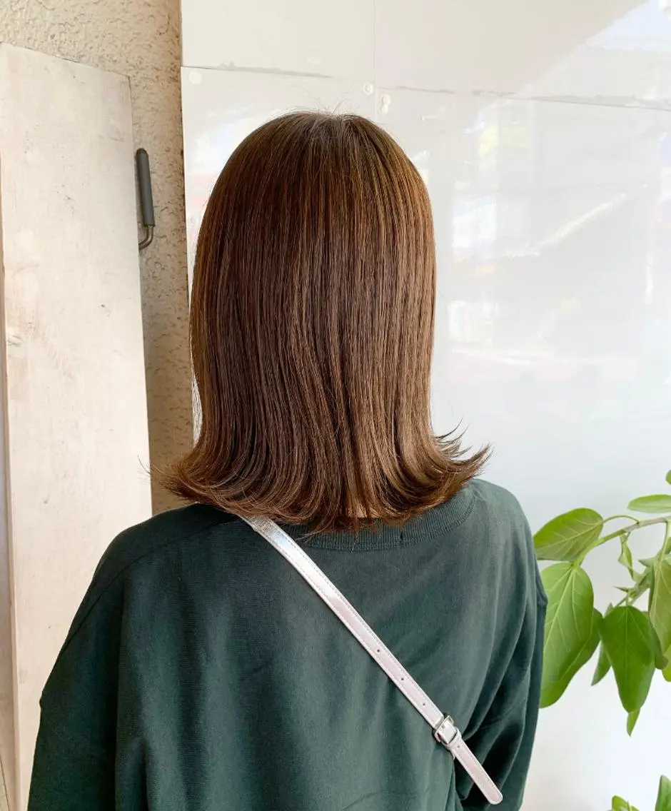 セミロング ヘアカラー ゆうき あすかのヘアスタイル