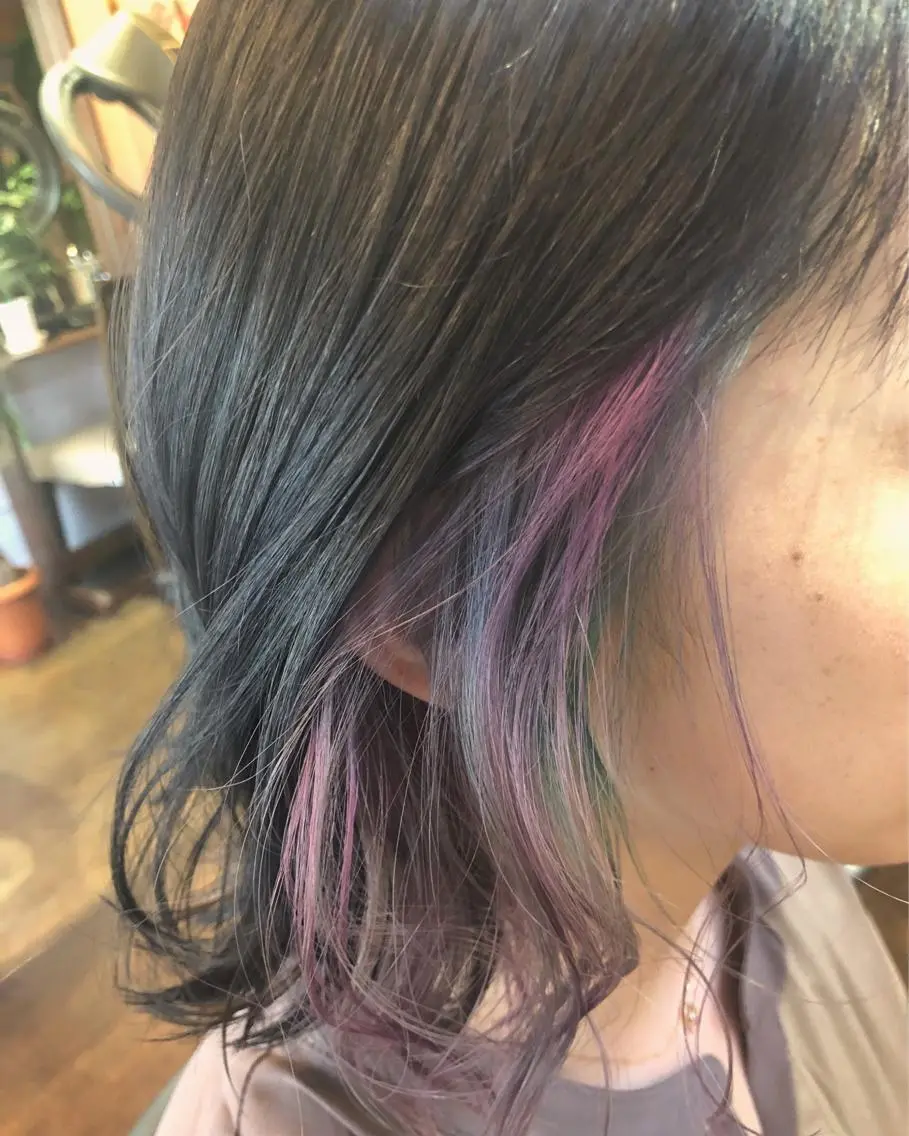 ミディアム カラー ショートボブ ボブレイヤー アッシュ バレイヤージュ ミストバング カット ヘアカラー トリートメント 原宿サロン代表 デザインカラー伊藤卓のヘアスタイル