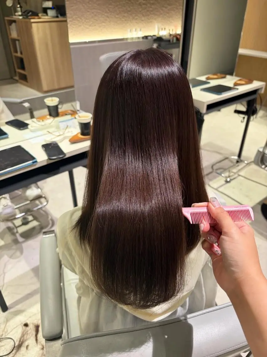 カラー ロング ブラウンカラー ピンクカラー ピンクブラウン 髪質改善 トリートメント しげ ゆりか/透明感 カラー/顔周りカットのヘアスタイル