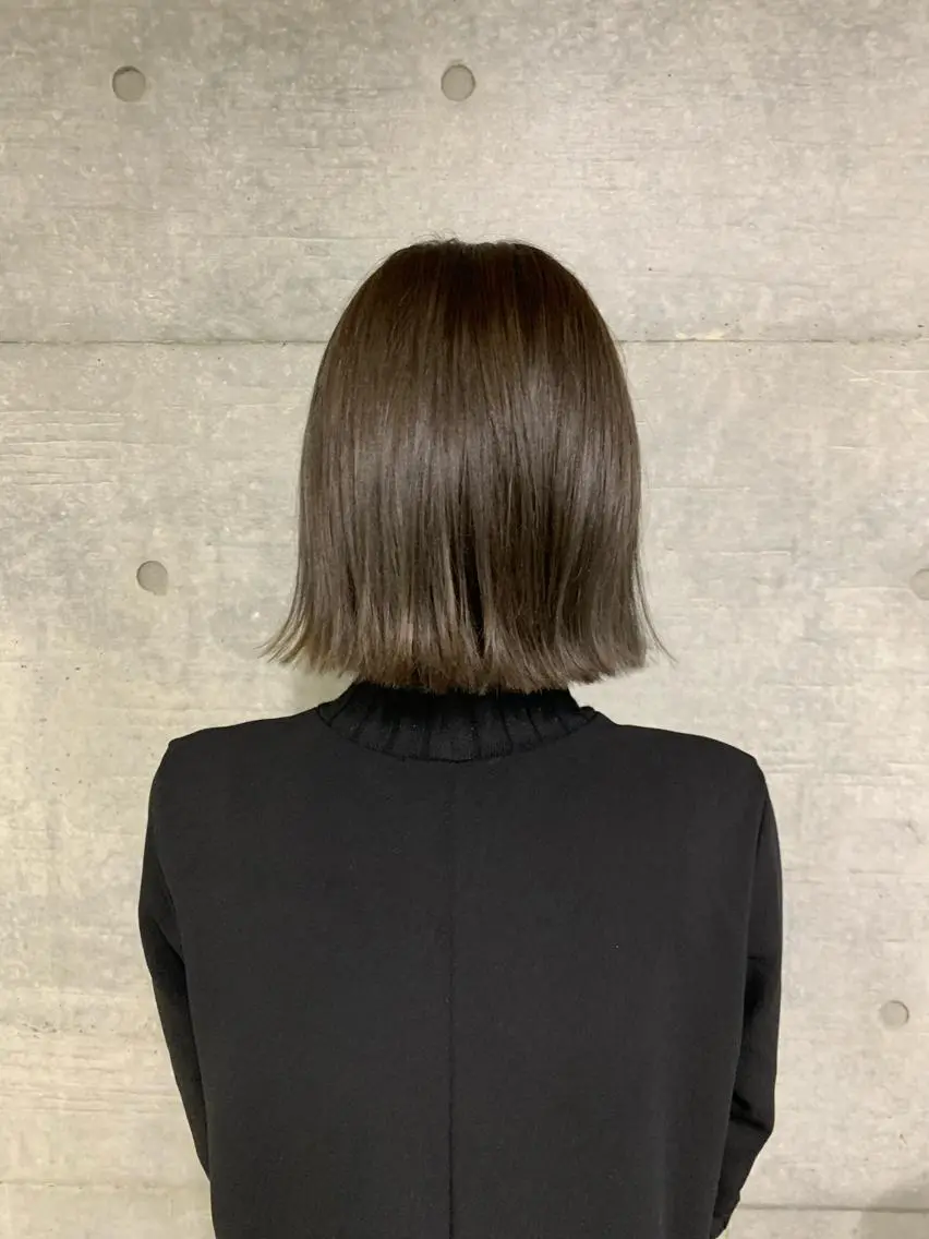 ミディアム カラー メンズ ベージュカラー グレージュ シルバー THE./ブリーチ 透感カラー/髪質改善のヘアスタイル