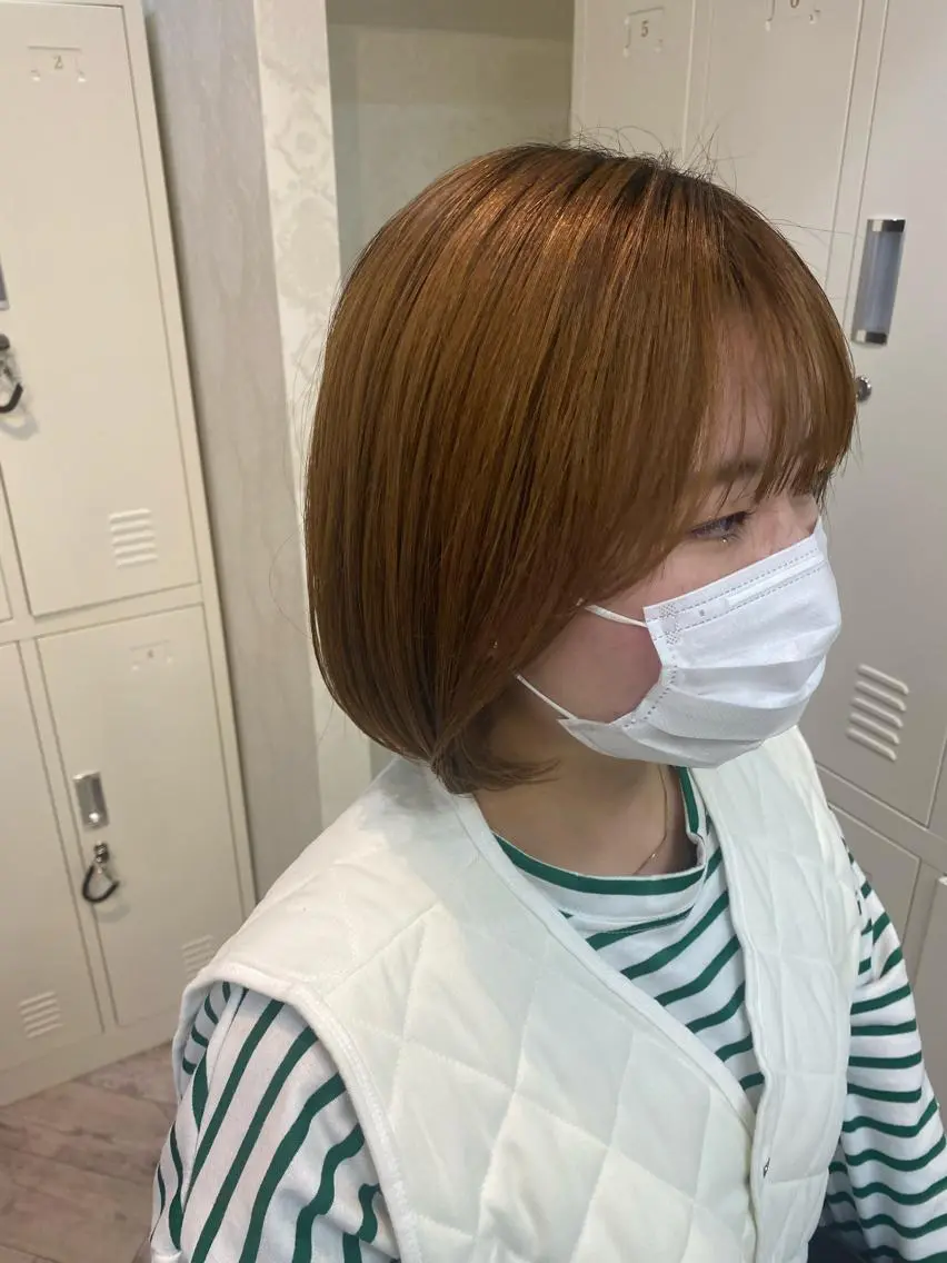 ミディアム ボブ おくれ毛 小顔カット ココロ☀️ CLUTCH天王寺店のヘアスタイル