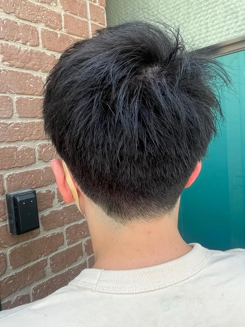 ミディアム カラー パーマ ヘアアレンジ メンズ キッズ ネイル マツエク・マツパ アイブロウ メンズブリーチ メンズハイライト メンズインナーカラー メンズ韓国風 ブリーチ 久木原 ゆりのヘアスタイル