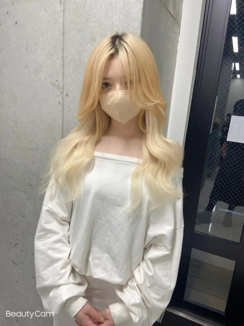ロング Amelie yunのヘアスタイル