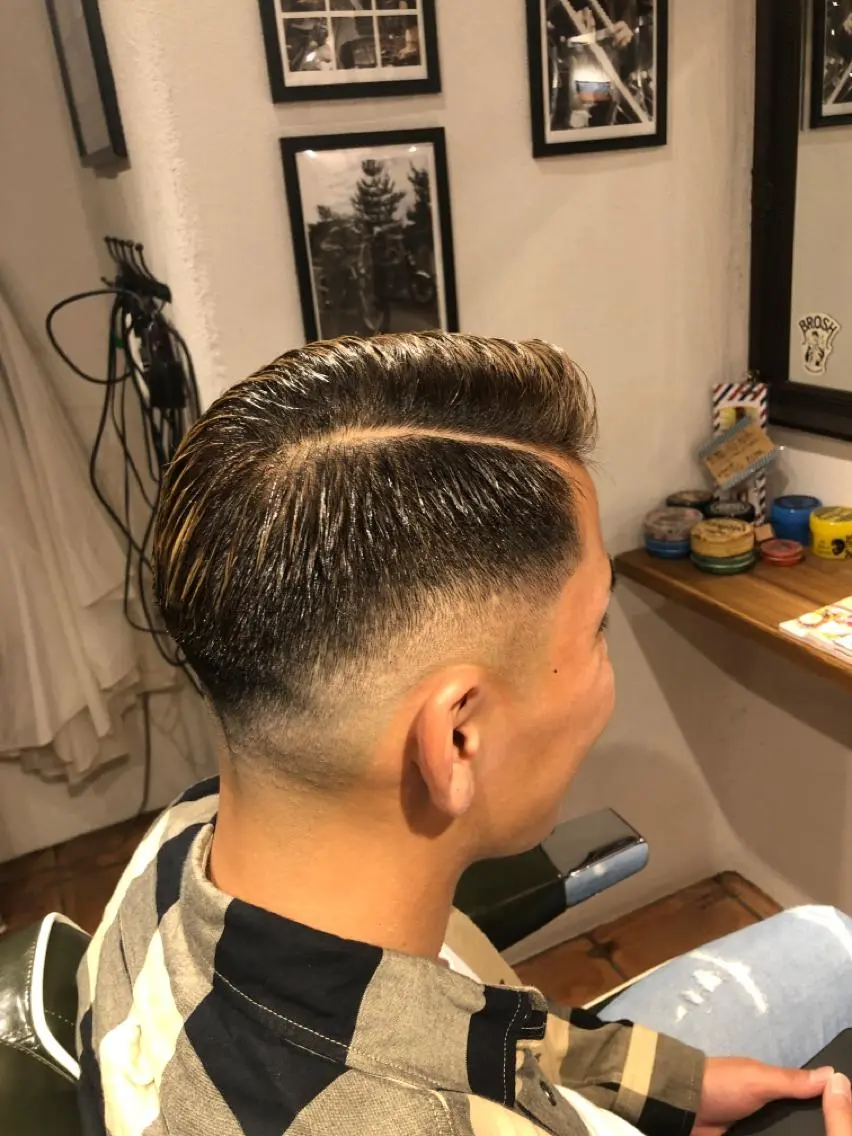 ショート メンズ カット 冨士川 英樹のヘアスタイル