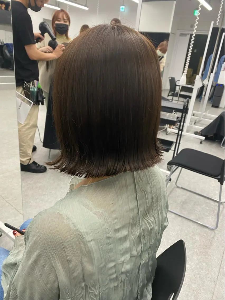 ショート カラー 💕コテ巻き風パーマ 💕KEIYA 💕のヘアスタイル