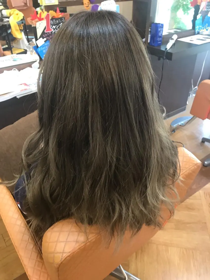 ロング カラー ヘアカラー トリートメント WEST✂︎AKI HIRO✂︎大和高田のヘアスタイル