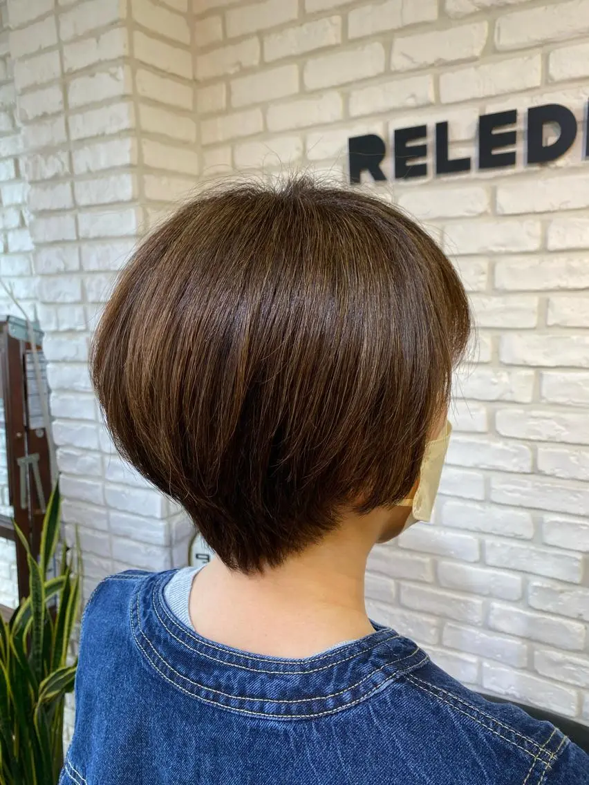 ショート カット ヘアカラー 村上 真依子のヘアスタイル