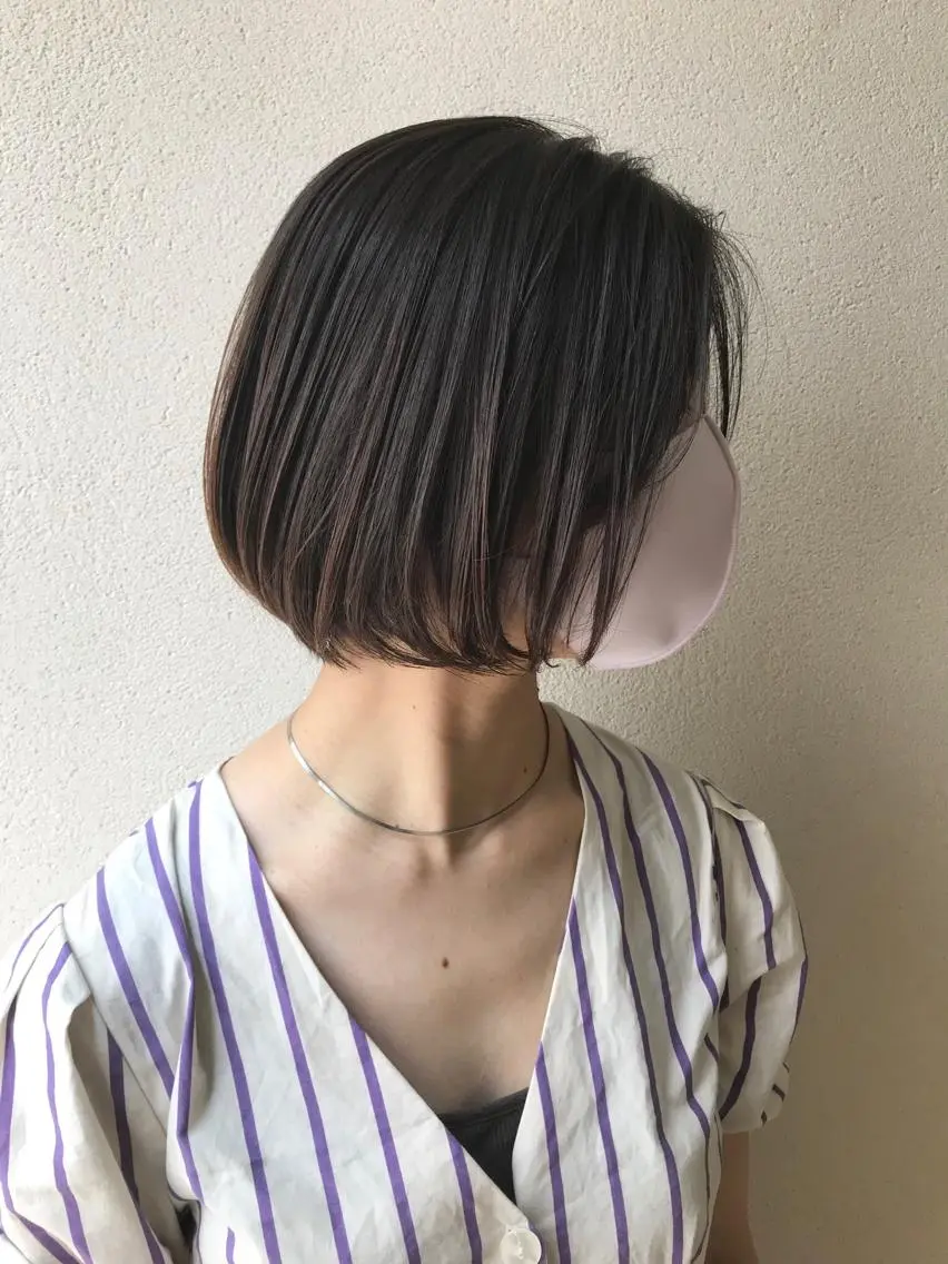ショート ボブ 沢田 瞳のヘアスタイル