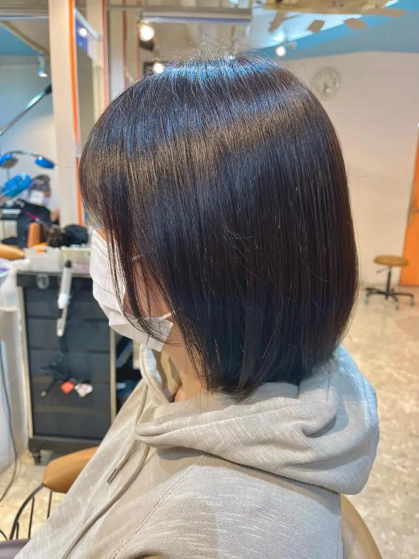 ミディアム カラー ヘアカラー うしだ かおるのヘアスタイル