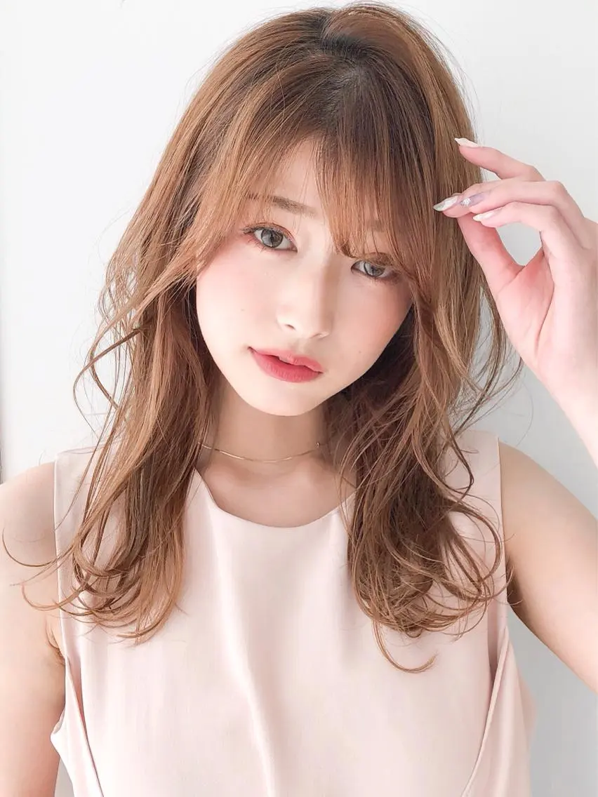 ミディアム カラー くびれヘア レイヤー×髪質改善✨ 渋谷/佐藤侑哉のヘアスタイル
