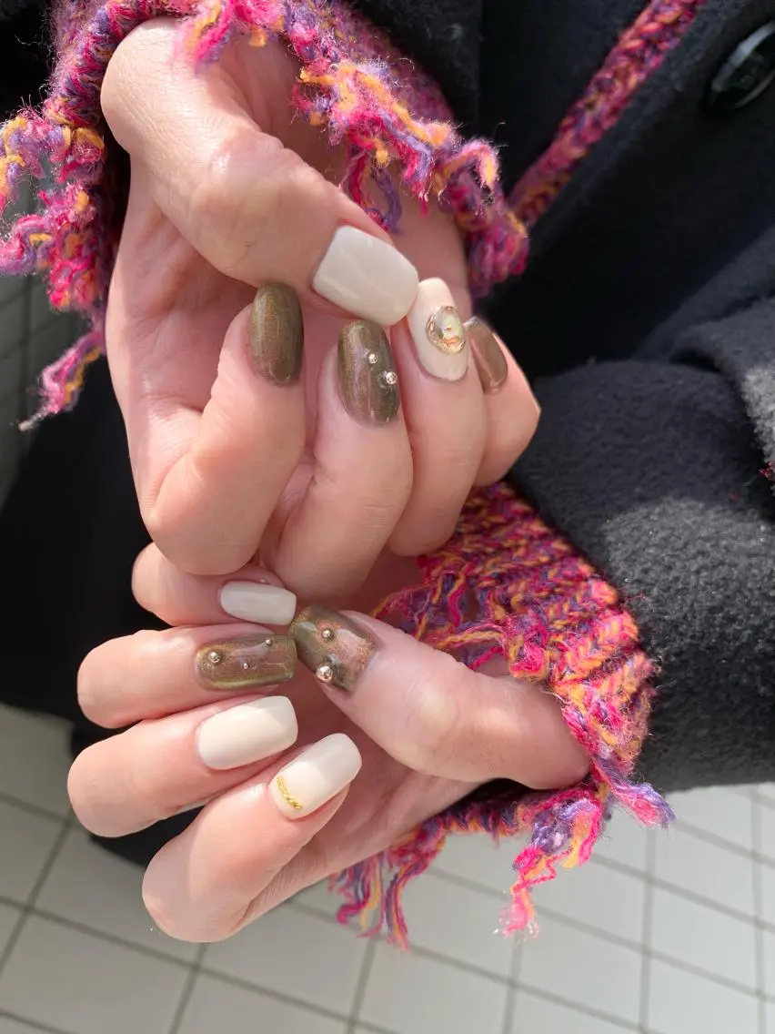 ネイル ゴールド N.barber / koderaのネイルデザイン