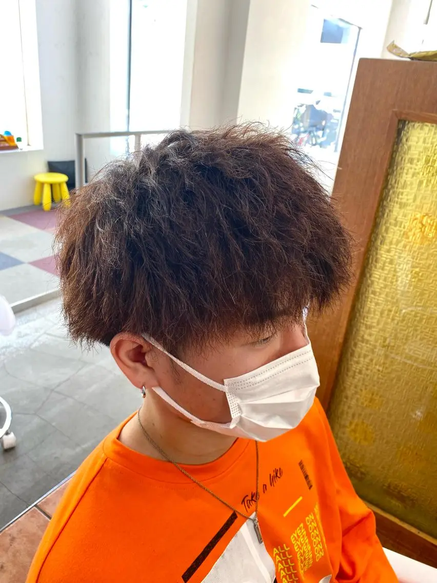 パーマ メンズ メンズパーマ プロフィールを ご覧くださいのヘアスタイル