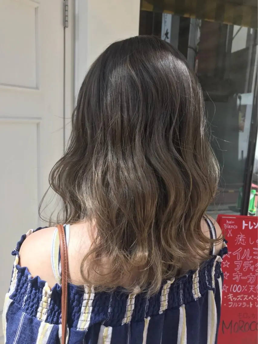 セミロング カラー グレージュ シルバー シルバーグレージュ 🫟Blanco🫟 Color&Careのヘアスタイル
