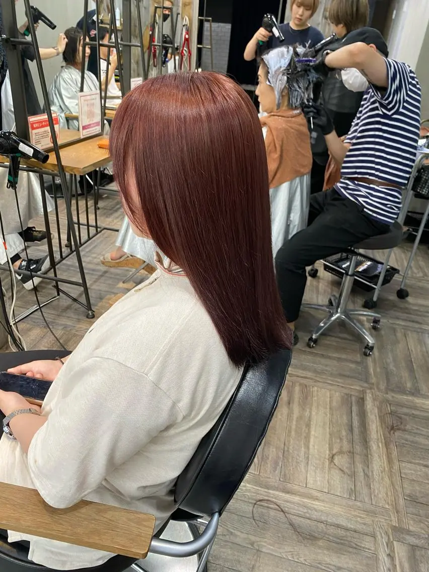 セミロング カット ヘアカラー 的場 渉のヘアスタイル