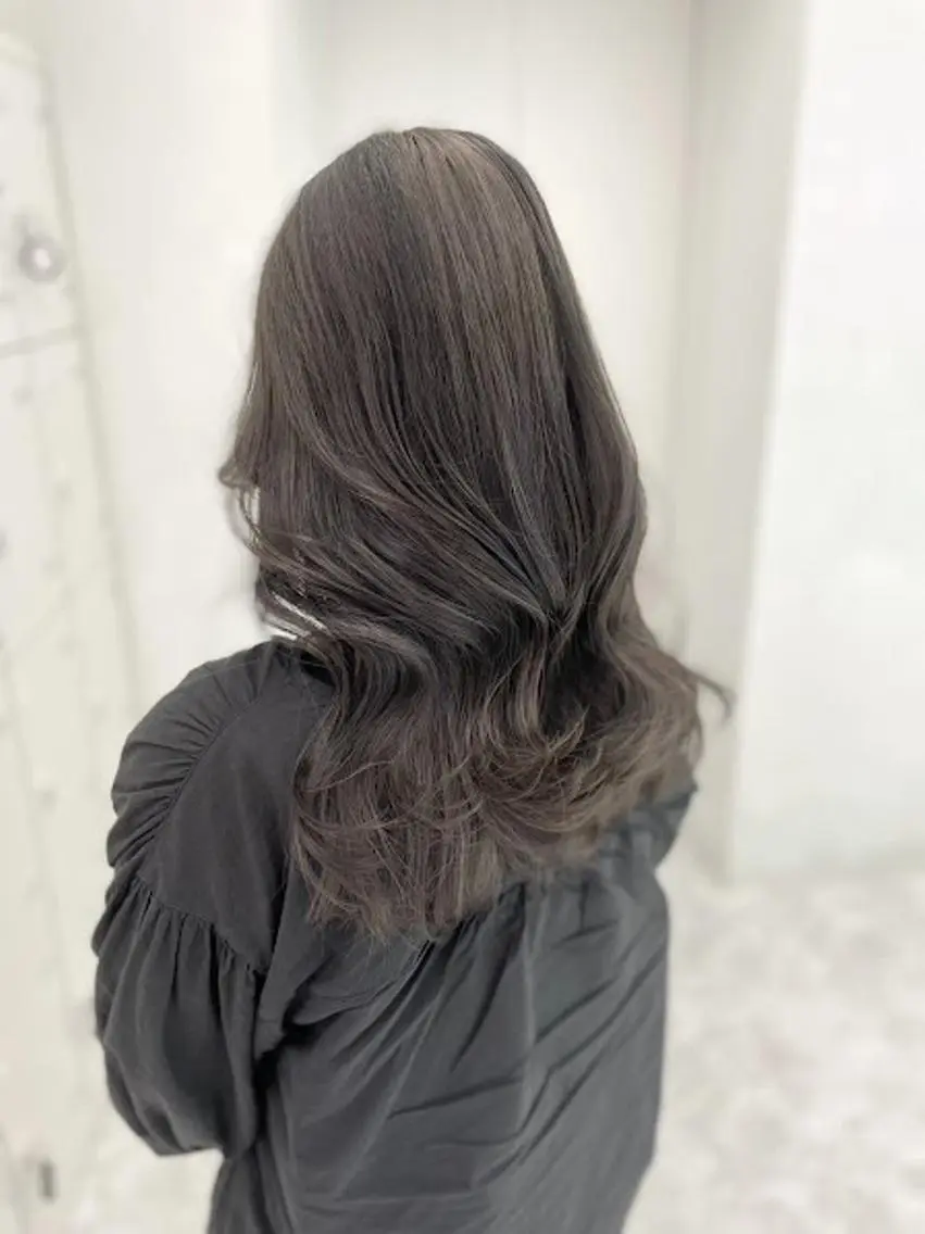 カラー official TUNE銀座🪞🪽のヘアスタイル