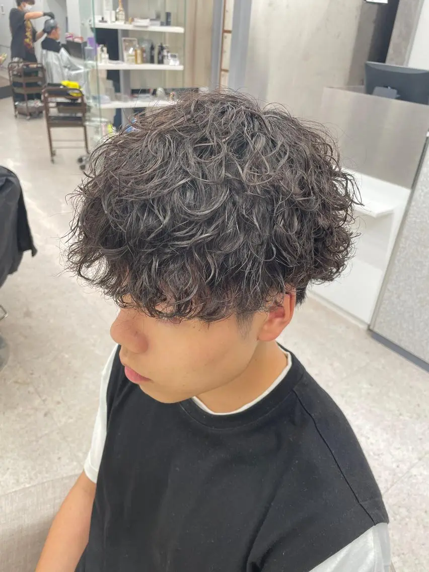 パーマ メンズ 京都河原町 メンズパーマ助川龍哉のヘアスタイル
