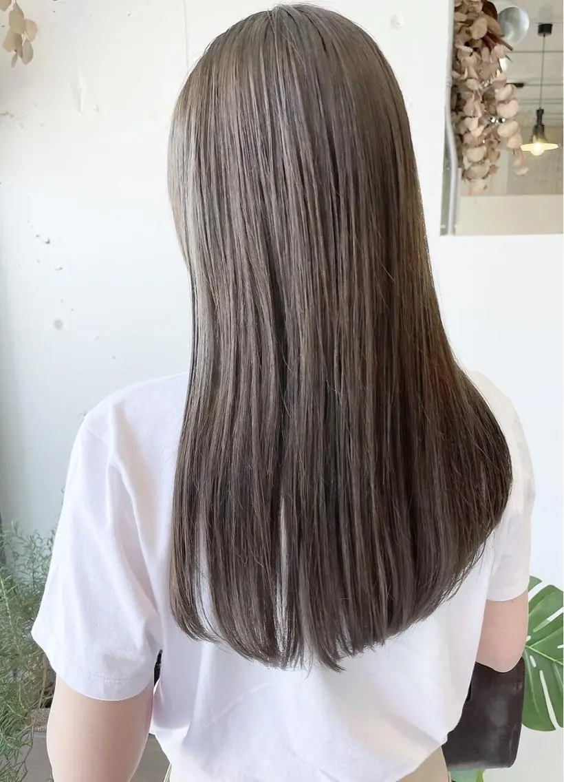ロング ヘアカラー トリートメント Ryo ／透明感カラーのヘアスタイル