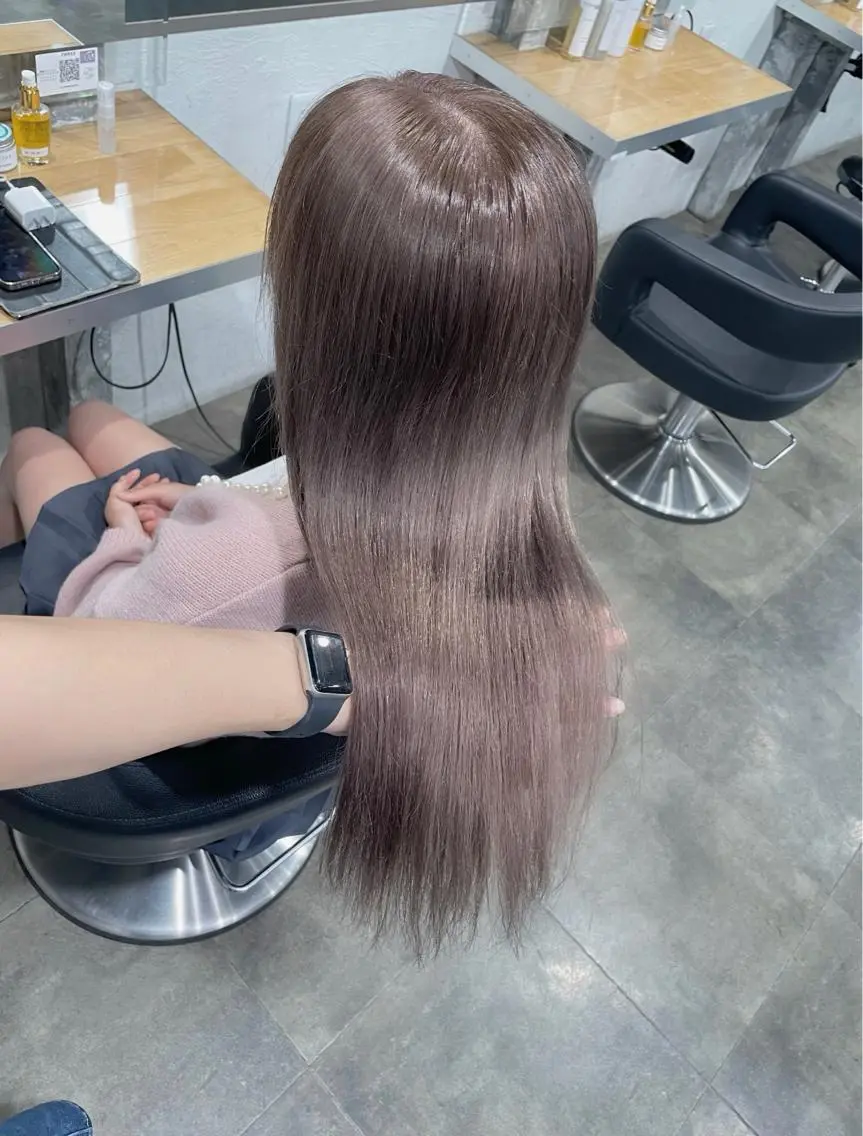 ロング カラー ヘアカラー トリートメント ヘッドスパ ヘアセット ベージュカラー💖 やすひろのヘアスタイル