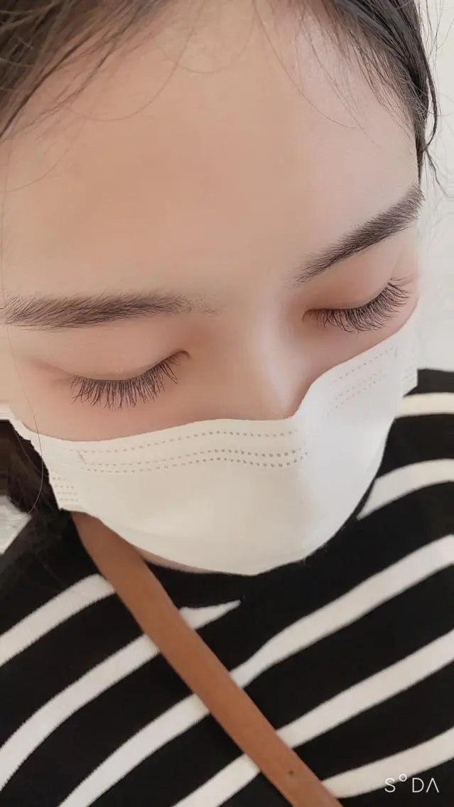 マツエク・マツパ 蓮田 葵のヘアスタイル