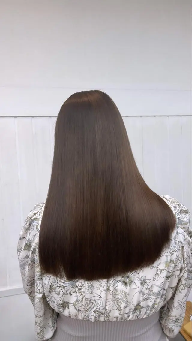 ロング カラー アディクシーカラー アッシュ バレイヤージュ ベージュカラー ブリーチ N° +aero 横浜のヘアスタイル