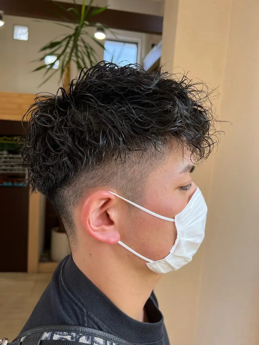 パーマ メンズ メンズパーマ 刈り上げ カット パーマ 仕上がり満足度 No.1池田篤史のヘアスタイル