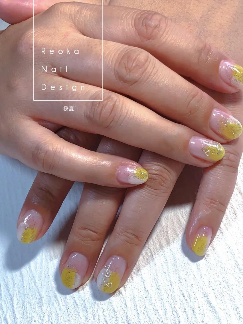 ミディアム ネイル アートネイル Blowe ニュアンスのネイルデザイン
