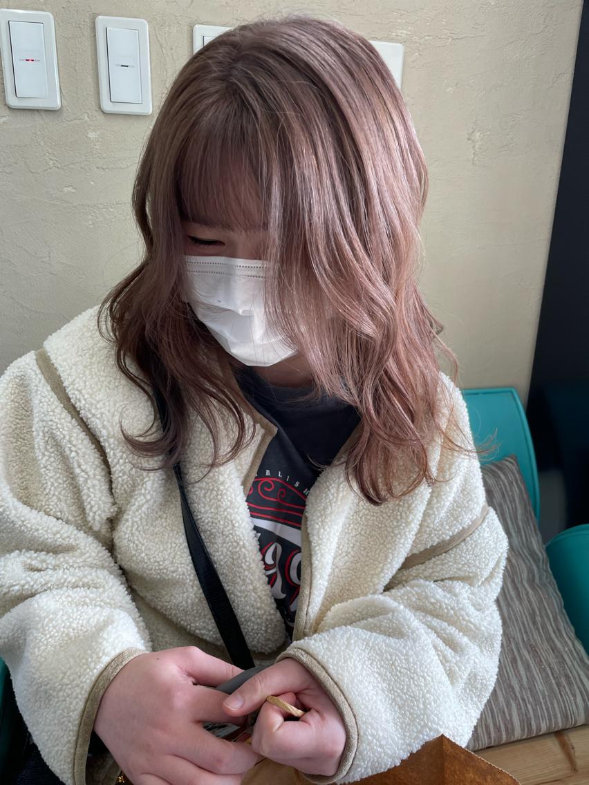 カラー ベージュカラー ピンクカラー ピンクベージュ デザインカラー／ 梶本 乃梨叶のヘアスタイル