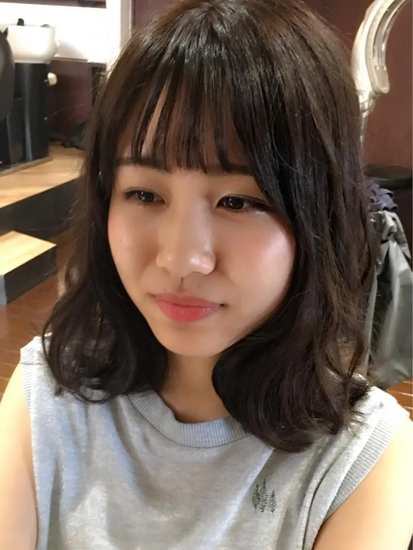ミディアム カラー カット パーマ トリートメント 髪質改善ハッシュフェ イスレイヤーYASUのヘアスタイル