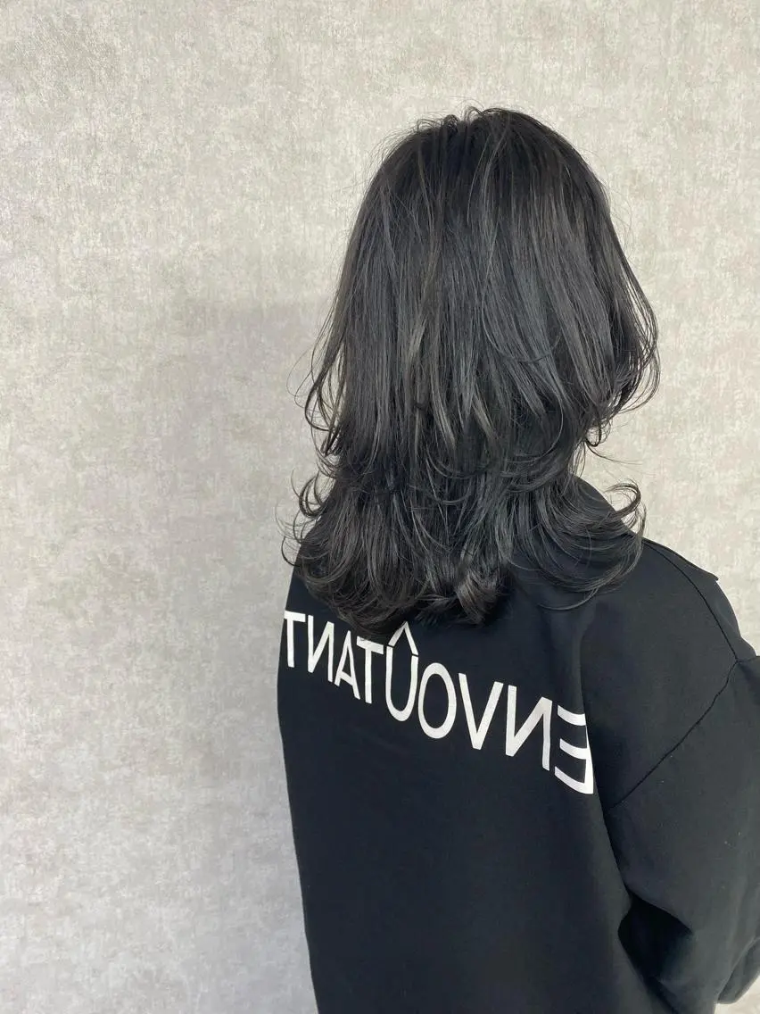 セミロング カラー ヘアアレンジ カット ヘアカラー トリートメント 工藤 洸のヘアスタイル