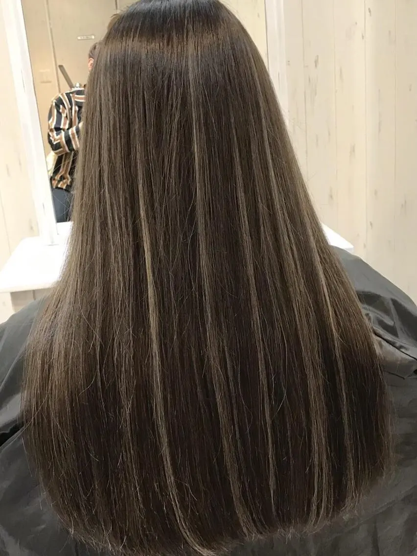 ロング カラー ヘアアレンジ Device ディバイスのヘアスタイル