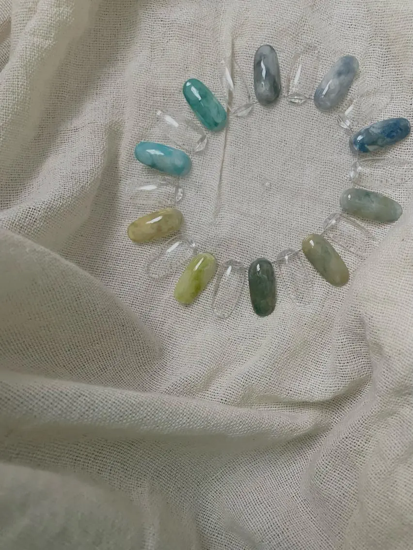ネイル ニュアンスネイル 甲斐市自宅サロン 🧸prunelleのネイルデザイン