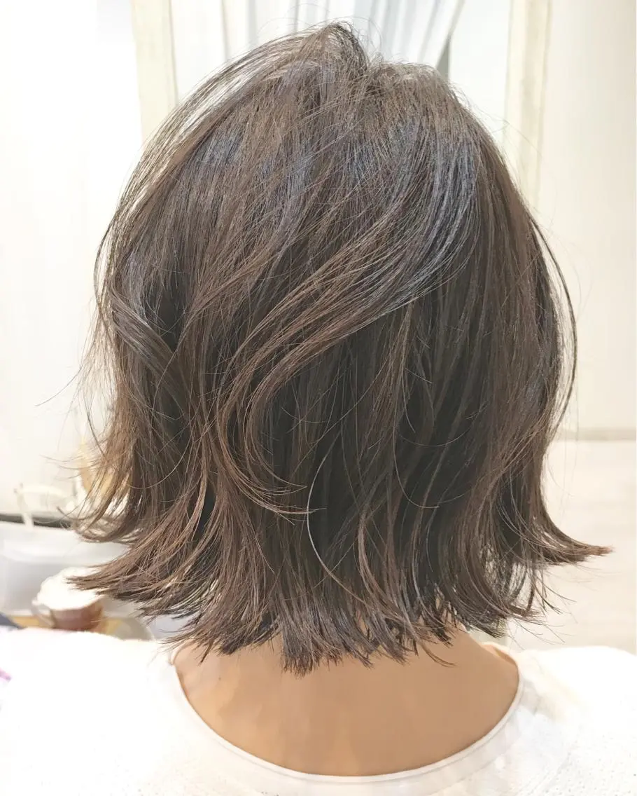 ショート アッシュ 外ハネヘア takebuchi harukaのヘアスタイル