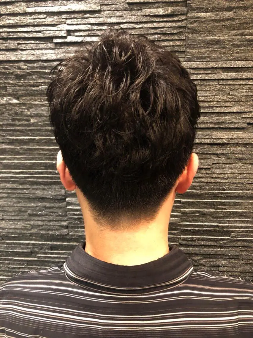 ショート 岡崎 海人のヘアスタイル