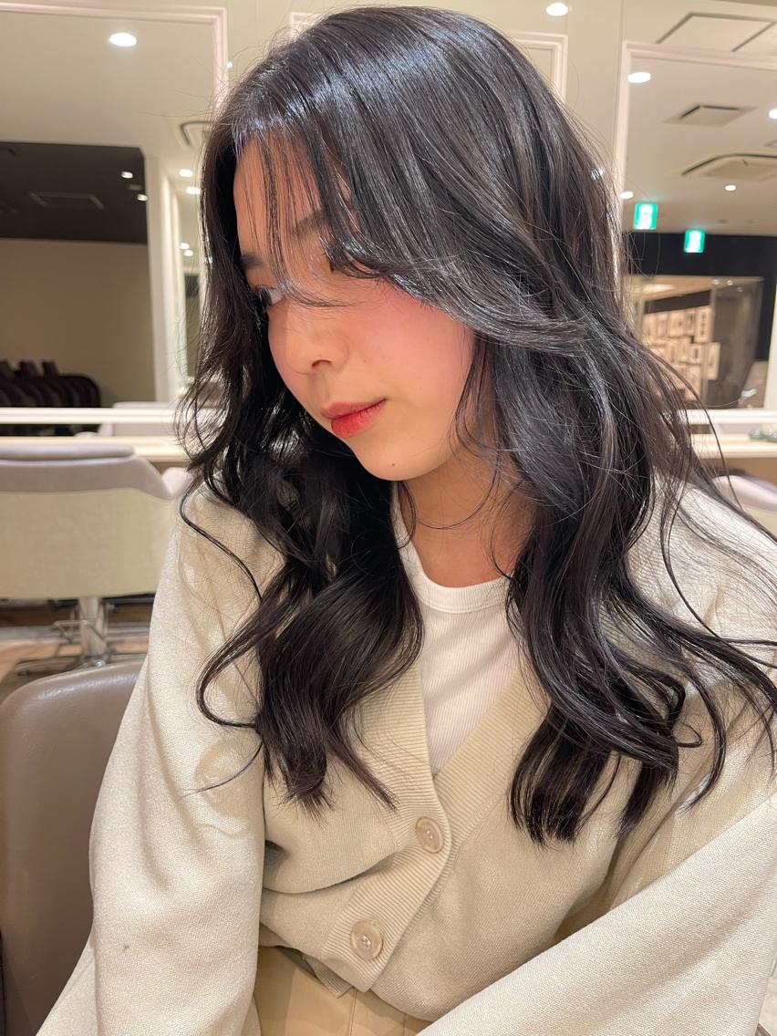 カラー TRENTE MILLEのヘアスタイル