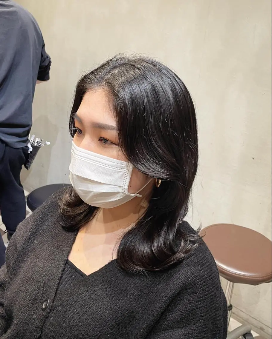 ミディアム カラー ヘアアレンジ くびれヘア 韓国風ヘア レイヤーカット カット トリートメント 酸性縮毛矯正🧴韓国 レイヤー/髪質改善のヘアスタイル
