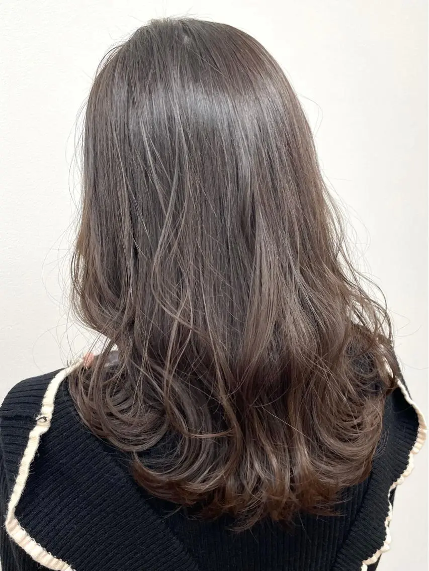 ロング 小林 愛花のヘアスタイル