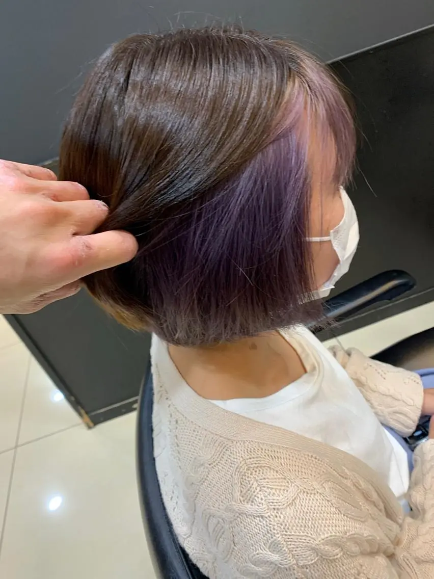 カラー バイオレットカラー OPERA 赤塚のヘアスタイル