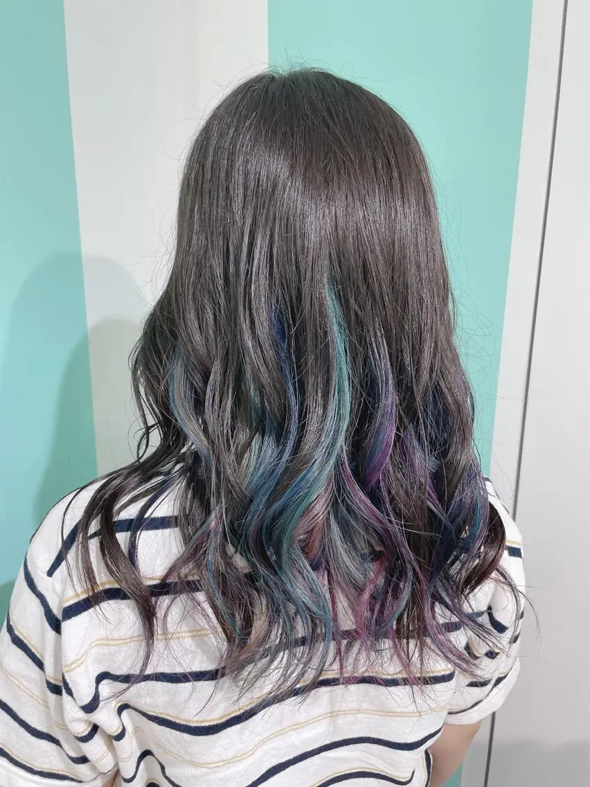 ロング ヘアカラー 原 千景のヘアスタイル