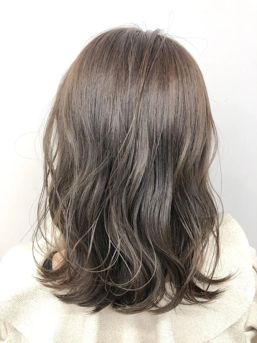 ミディアム カラー グレージュ 代表 YUKI ☆のヘアスタイル