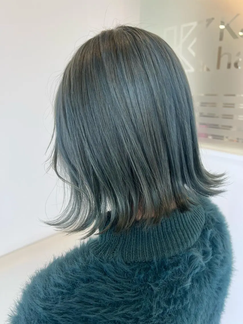 ミディアム ヘアカラー 下岡 奈津美のヘアスタイル