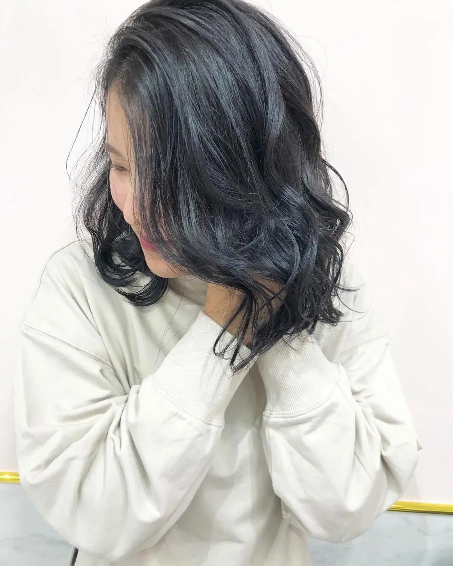 ミディアム カラー 店長 小池アキトのヘアスタイル