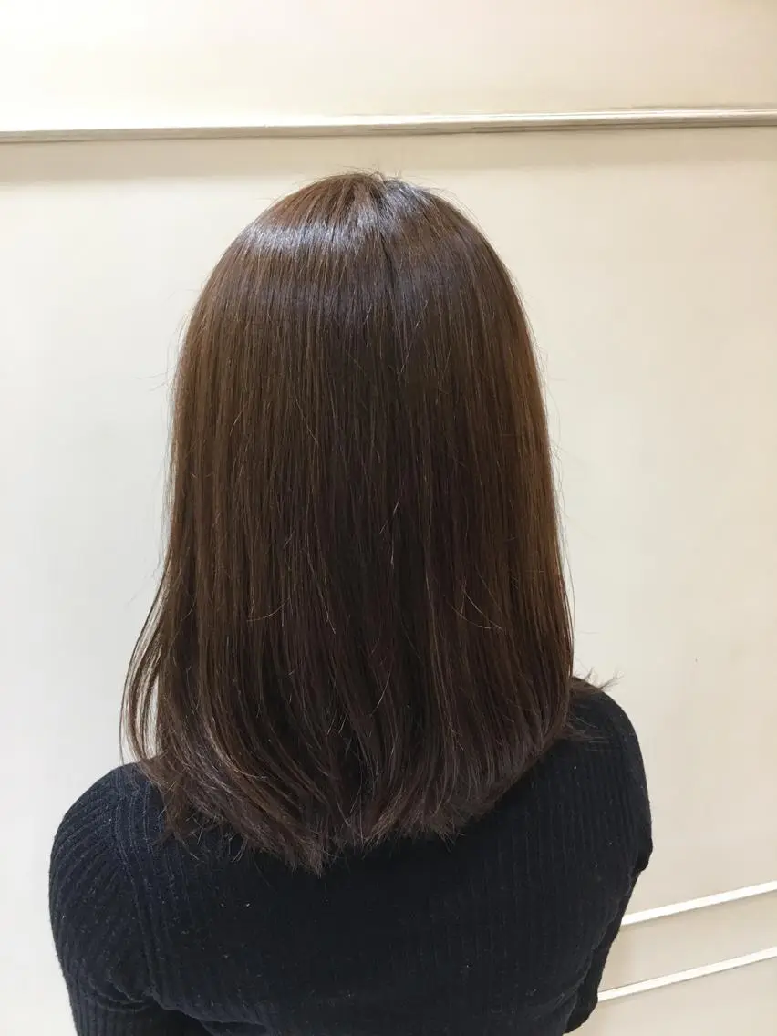 セミロング カラー 透明感カラー 吉原 雪乃のヘアスタイル