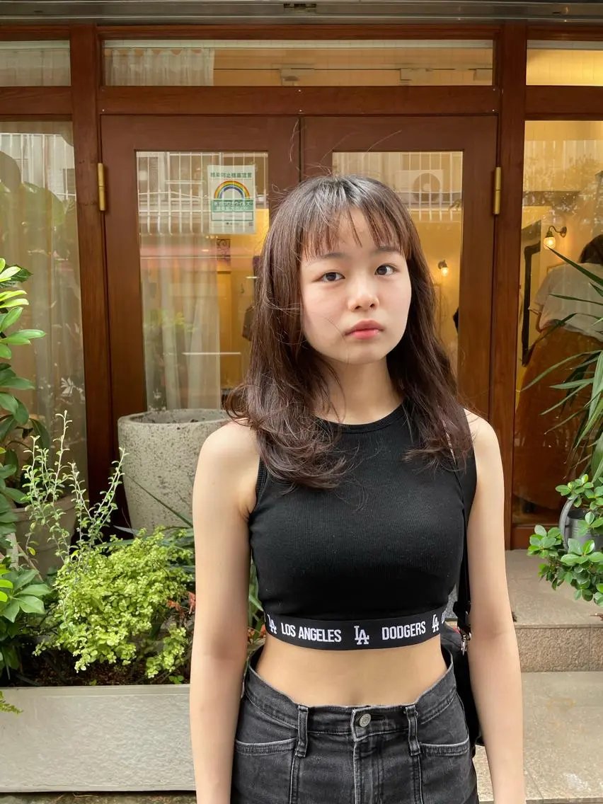 セミロング レイヤーカット 杉山 憂人のヘアスタイル