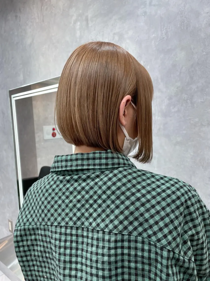 ショート カラー 前下がりボブ ボブ _WHITE 天神店 YUMEKA🐻のヘアスタイル