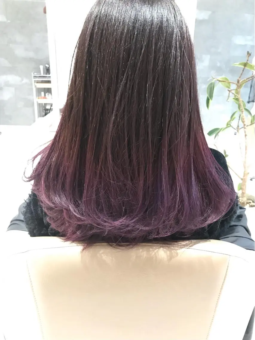 カラー ブリーチ グラデーションカラー YOKOI SHINJIのヘアスタイル