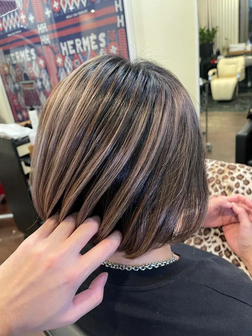 ショート カラー バレイヤージュ ボブ レイヤーカット 堀江/レイヤーカット /髪質改善のヘアスタイル