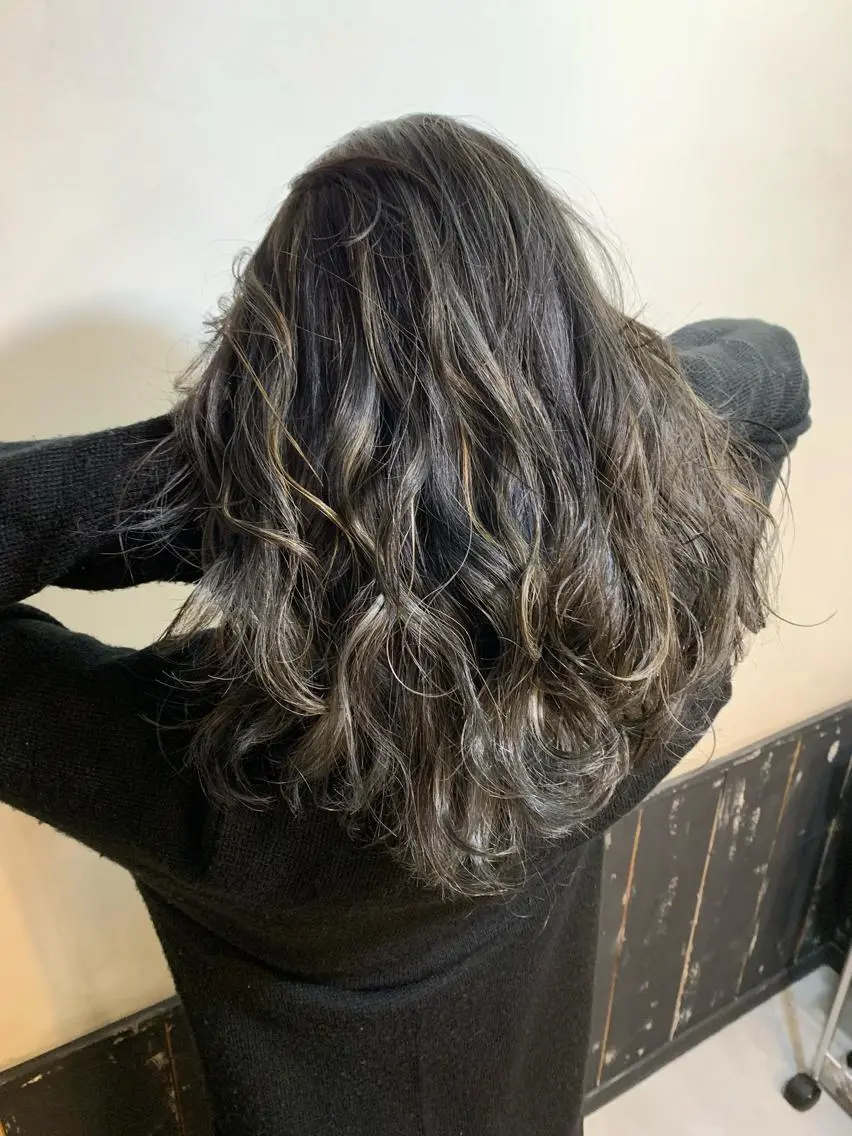 ロング カラー ヘアアレンジ グレージュ ハイライトカラー ハイライト カット ヘアカラー トリートメント 綺麗な髪質にしたい方 限定🌈清水　祥のヘアスタイル