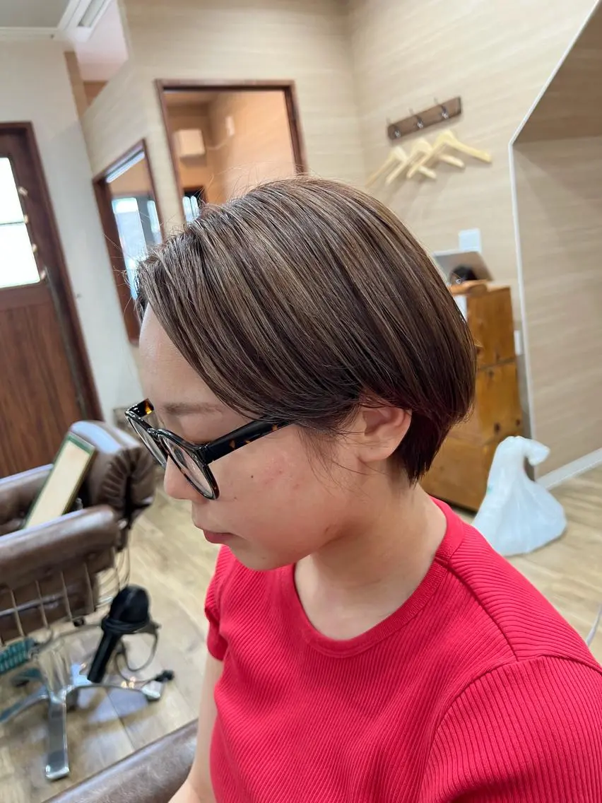 ショート カラー ベージュカラー ハイライトカラー ハイライト 🍇おぐら めぐみ🍇のヘアスタイル