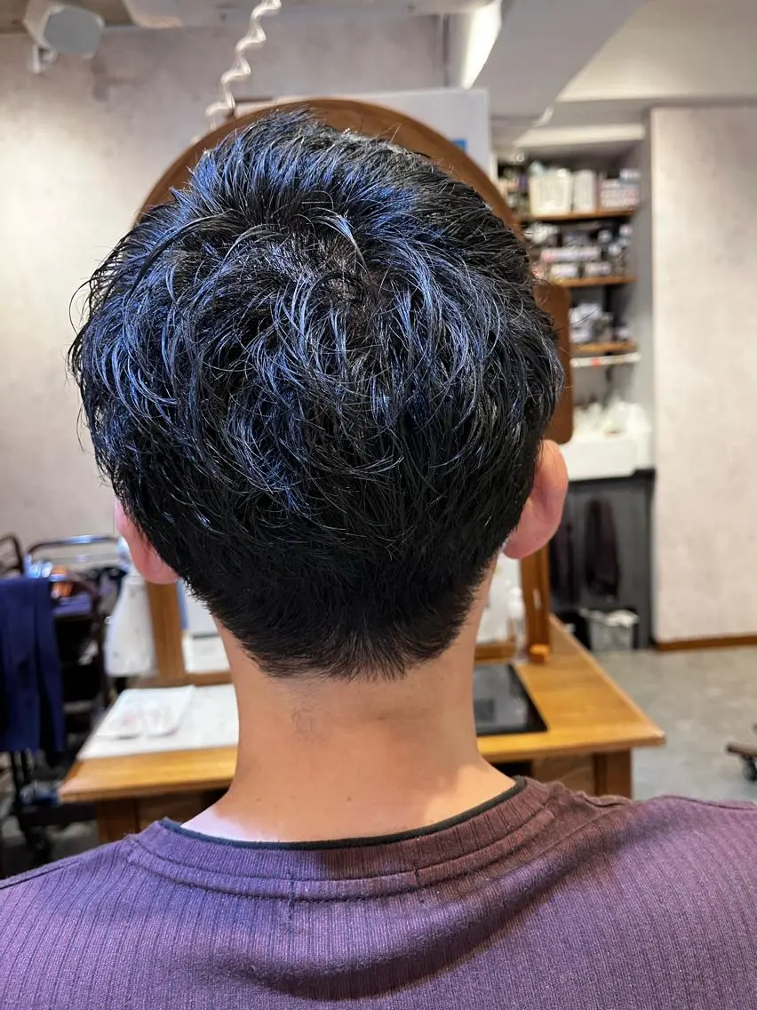 ショート メンズ 刈り上げ ショートヘア 佐藤槙哉 サトウシンヤのヘアスタイル
